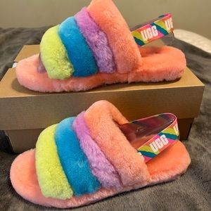 COPY - NIB UGG FLUFF YEAH